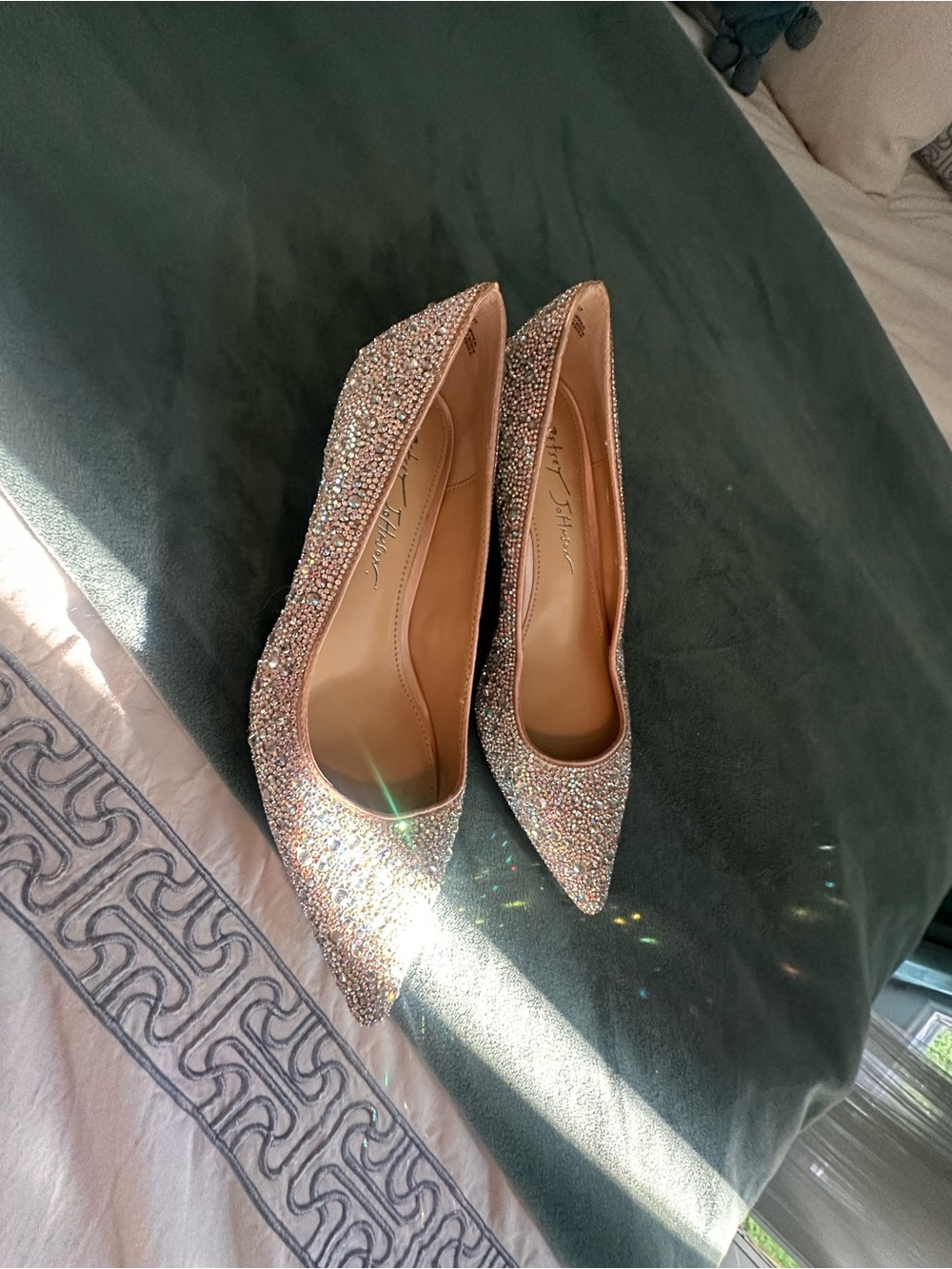 Betsey Johnson Iridescent Silver rhinestone Pointed Heels 6 - Picture 2 of 8